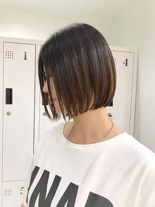 ショート オカダ ノゾミのヘアスタイル