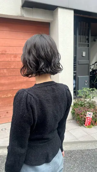ミディアム コテ巻き風パーマ SHONOのヘアスタイル