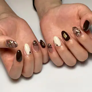 ネイル S. JEWELのネイルデザイン