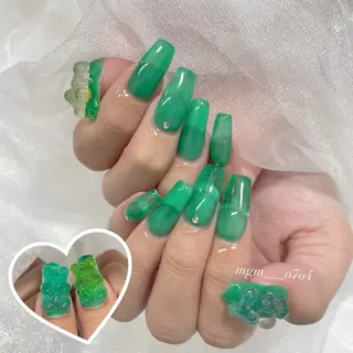 ネイル MoON...❤︎ MeGuのネイルデザイン