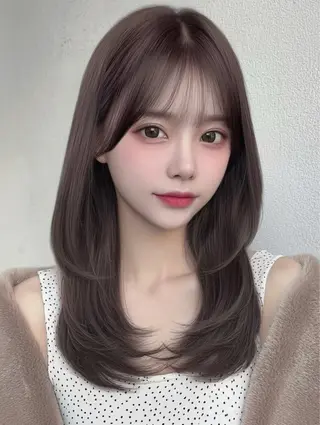 セミロング カラー Ami♡表参道/艶髪 ピンク/盛れカットのヘアスタイル