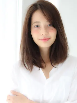 ミディアム カラー レイヤーカット✂️ 横浜No1♡下鳥翔子のヘアスタイル