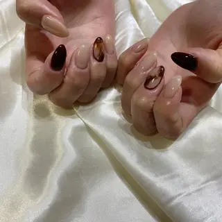 ネイル 西岡 杏のネイルデザイン