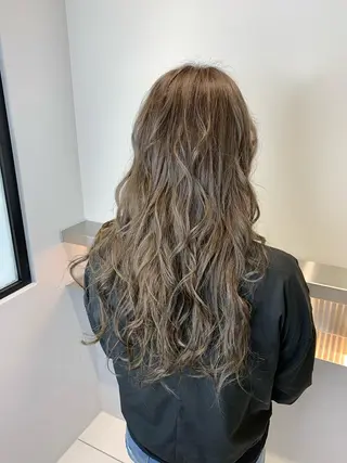 ロング 【Gluck】高橋 大治のヘアスタイル