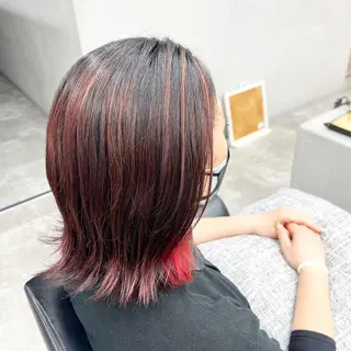 ショート カラー 畑中 咲穂のヘアスタイル