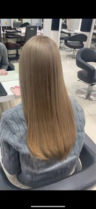 ロング カラー 🌟 Yumano🌟のヘアスタイル