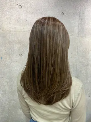 ロング 🌼透明感カラー ✳︎eri🌼のヘアスタイル