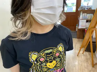 カラー SALOWIN栄 高須大貴のヘアスタイル