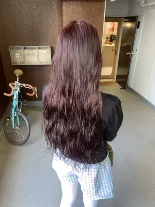 ロング カラー JURI /HUIのヘアスタイル