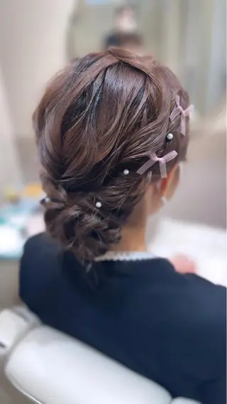 ヘアアレンジ 鈴村緋女/ヘアセット /耳ツボジュエリーのヘアスタイル