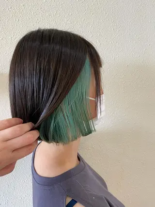 ミディアム カラー 中川 茜里のヘアスタイル