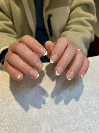 ネイル ハート埋め込みネイル 💗💛miyakeのネイルデザイン