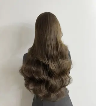 ロング カラー 川元 春奈のヘアスタイル
