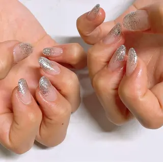 ネイル VIERU 🌈🎀💖のネイルデザイン