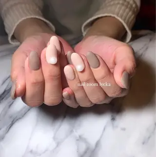 ネイル ﾈｲﾙﾙｰﾑﾘｯｶ 𝐦𝐚𝐲𝐮のネイルデザイン