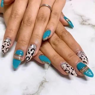 ネイル LUCE 伊藤 光梨のネイルデザイン