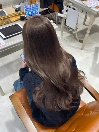 ロング カラー 大村 真咲のヘアスタイル