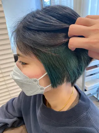 ショート カラー トレンドヘアーに🌈 川村　静香のヘアスタイル