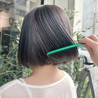 ミディアム カラー 木村 陽菜のヘアスタイル