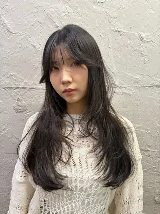 ロング ハッシュカット🎀 レイヤーカットのヘアスタイル