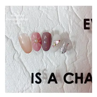 ミディアム ネイル 👑enen style👑のネイルデザイン