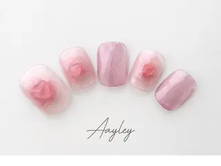 ショート カラー ネイル Aayley アイリ―サロンのネイルデザイン