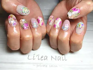 ネイル Li'leaNail AINAのネイルデザイン
