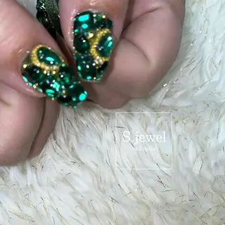 ネイル S. JEWELのネイルデザイン