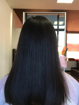 ロング 野澤 朱里のヘアスタイル