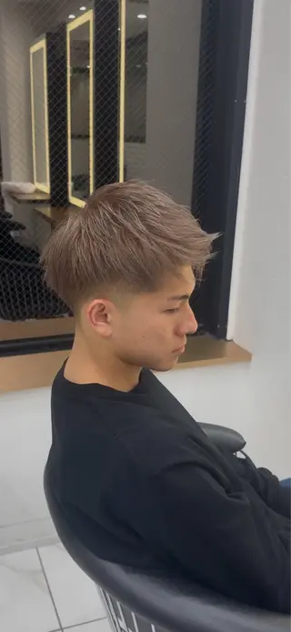 メンズ バレイヤージュ/ メッシュ小林賢太朗のヘアスタイル