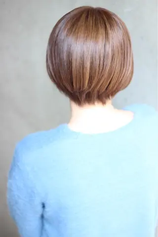 ショート カラー パーマ 成松 勇治のヘアスタイル