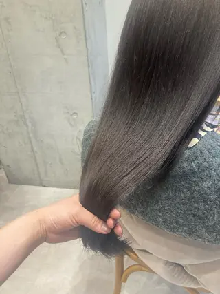 ロング ✨色持ちの良い艶 カラー✨蟹江真世のヘアスタイル