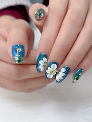 ネイル BLUE CORAのネイルデザイン