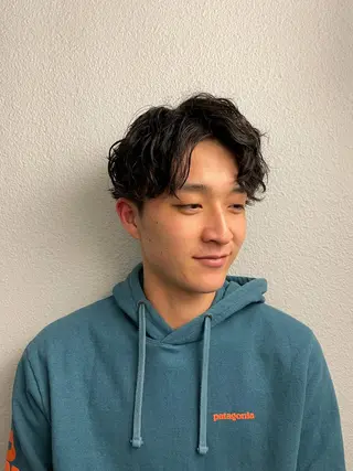 ミディアム パーマ メンズ カット指名No1漆原 聡のヘアスタイル