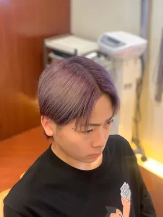ショート カラー メンズ ✨ホワイトカラー✨ ホワイトブリーチ✨のヘアスタイル
