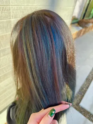 ロング カラー 鈴木 陽菜のヘアスタイル