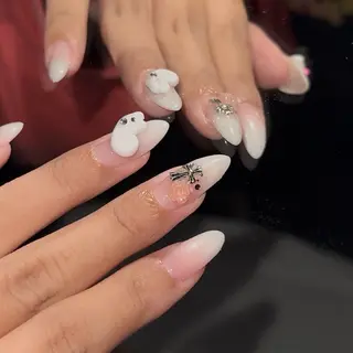 ネイル Sarina ⋆⭒˚ mavieのネイルデザイン