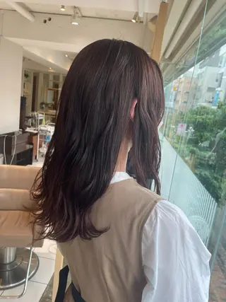 セミロング カラー レイヤーカット 特化型シオンのヘアスタイル