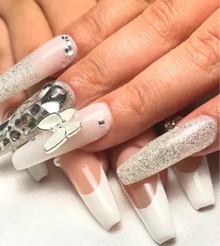 ネイル Bavardage Nailのネイルデザイン