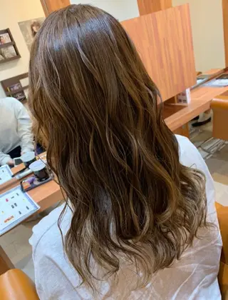 ロング カラー brace立花 ✂︎ 吉田 茉由のヘアスタイル