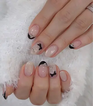 ネイル MQueen ネイルサロンのネイルデザイン