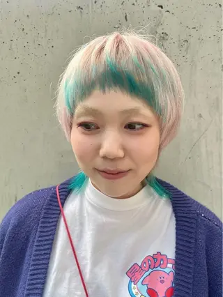 ショート カラー 派手髪デザインカラー ヒロカのヘアスタイル