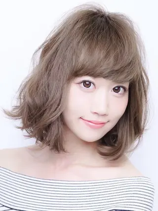 ヘアアレンジ 韓国風くびれヘア/ 小顔レイヤー🧿小林のヘアスタイル