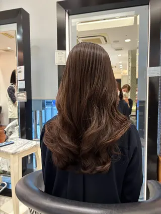 セミロング カラー パーマ 韓国っぽ透け感カラー マンツーマン🫧なおのヘアスタイル