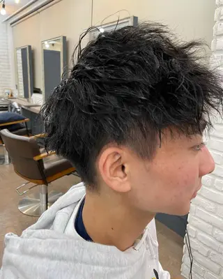 メンズ Happystyleハッピースタイル所属・渡辺 慶のヘアスタイル