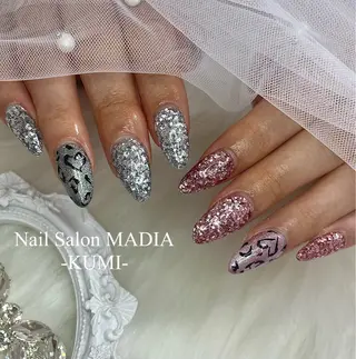 ネイル KUMI💛 MADIAのネイルデザイン