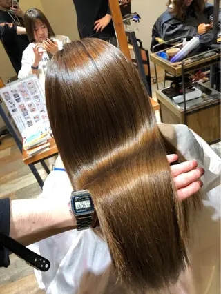 ロング カラー 韓国風・ブリーチなし ・あり後藤 一斗店長のヘアスタイル