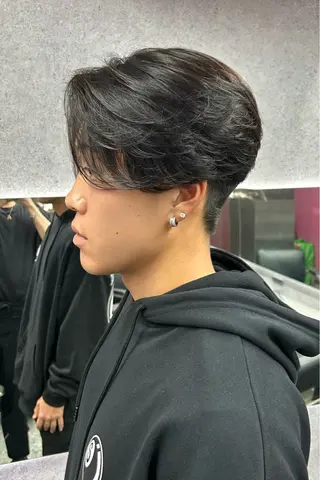 ショート カラー メンズ メンズスタイリスト 前田雄輝のヘアスタイル