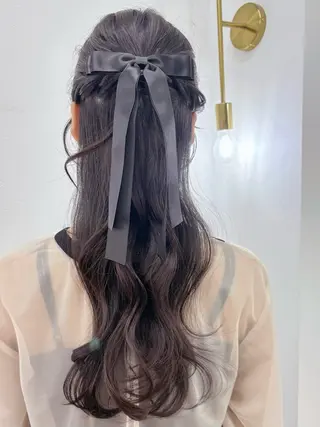 ロング ヘアアレンジ elu あやね 🤍🫧カラーモデルのヘアスタイル