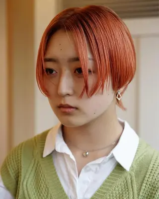 ショート カラー ナガス カズアキのヘアスタイル